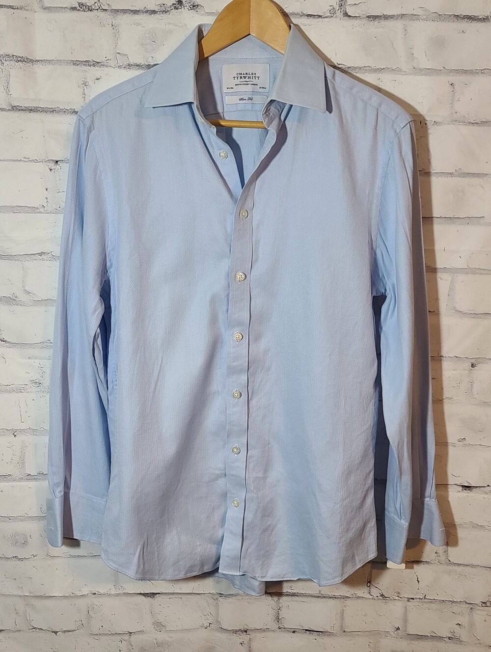 Charles Tyrwhitt Men's Slim Fit Non-Iron Blue Herringbone Shirt 15.5 33